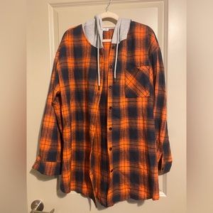 Flannel jacket with hood - Size L